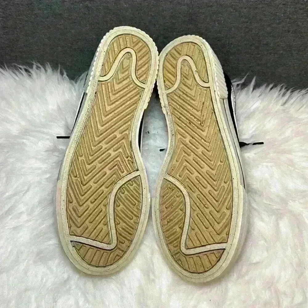Nike Court Legacy Leather Lift Womens Platform Trainers DM7590 001 US Size 7.5 - Picture 10 of 13